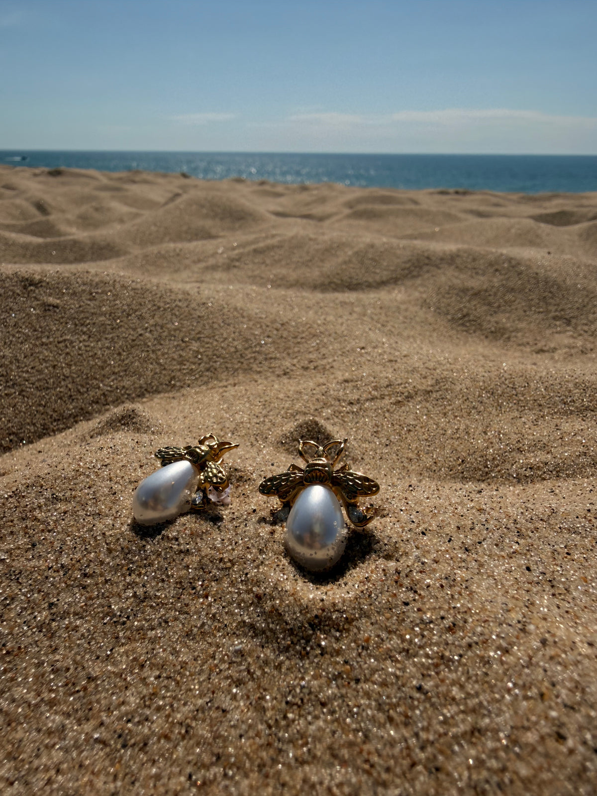 Beeatiful Earrings